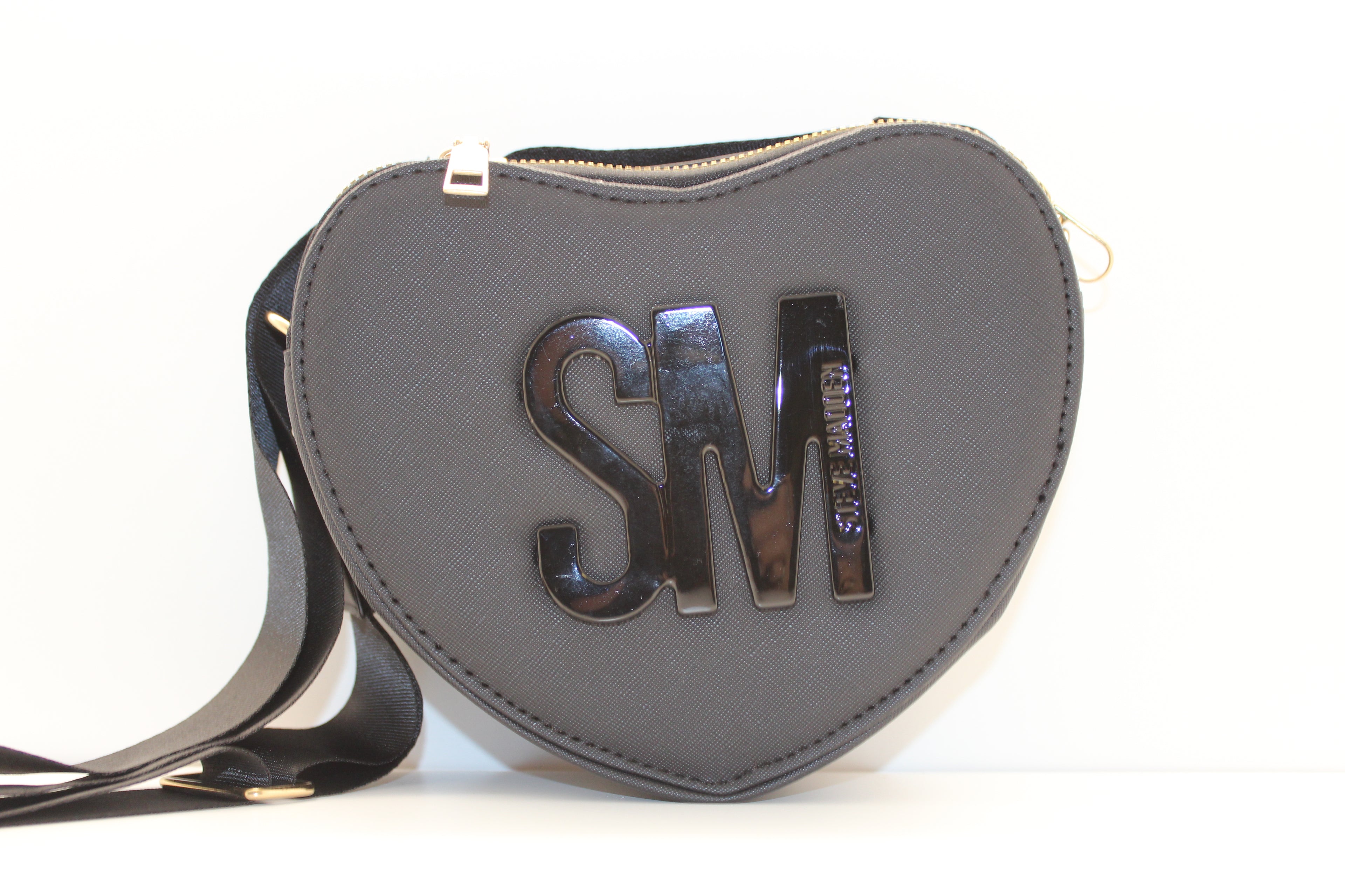 Heart shape Steve Madden crossbody bags