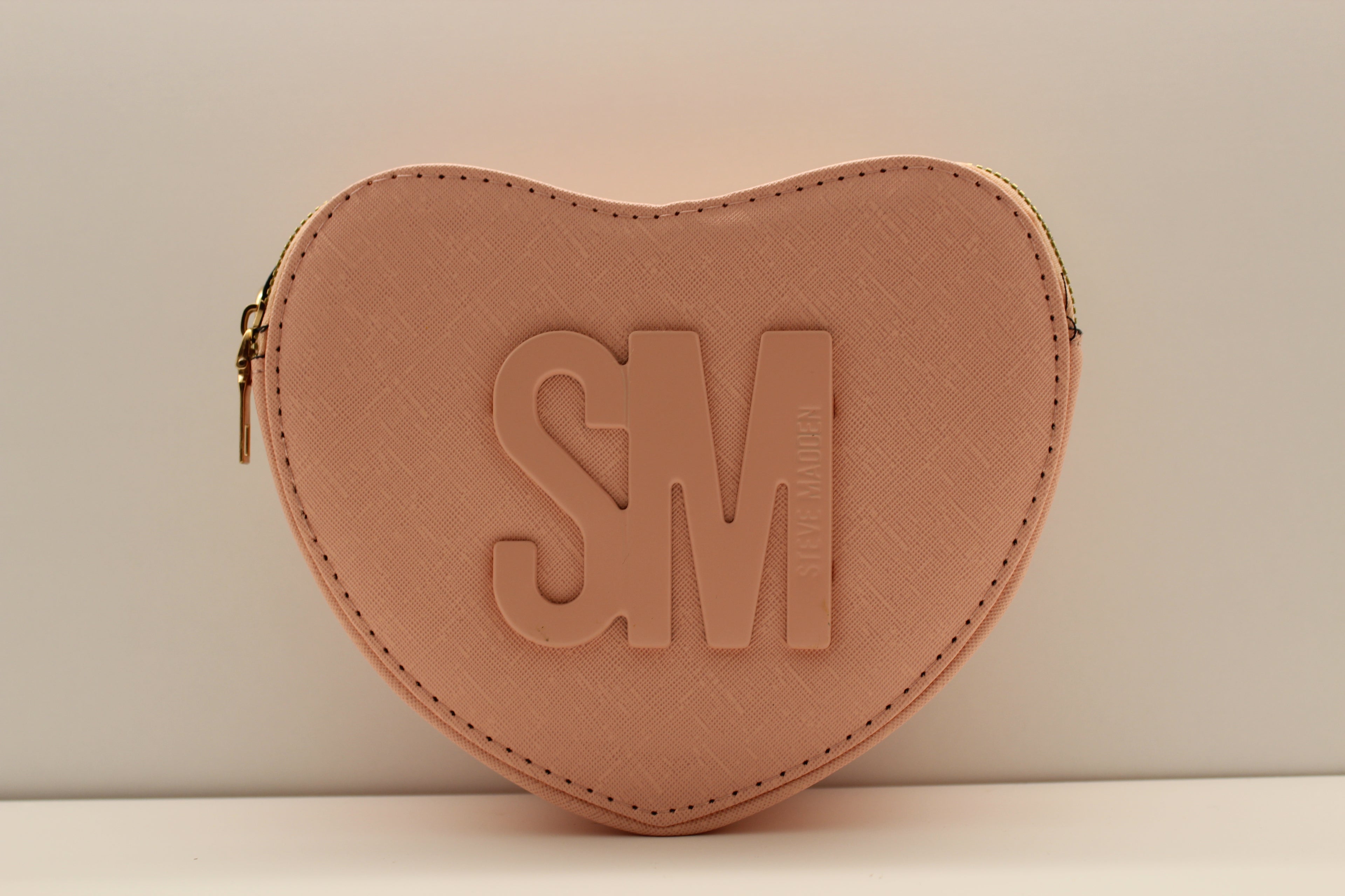 Heart shape Steve Madden crossbody bags