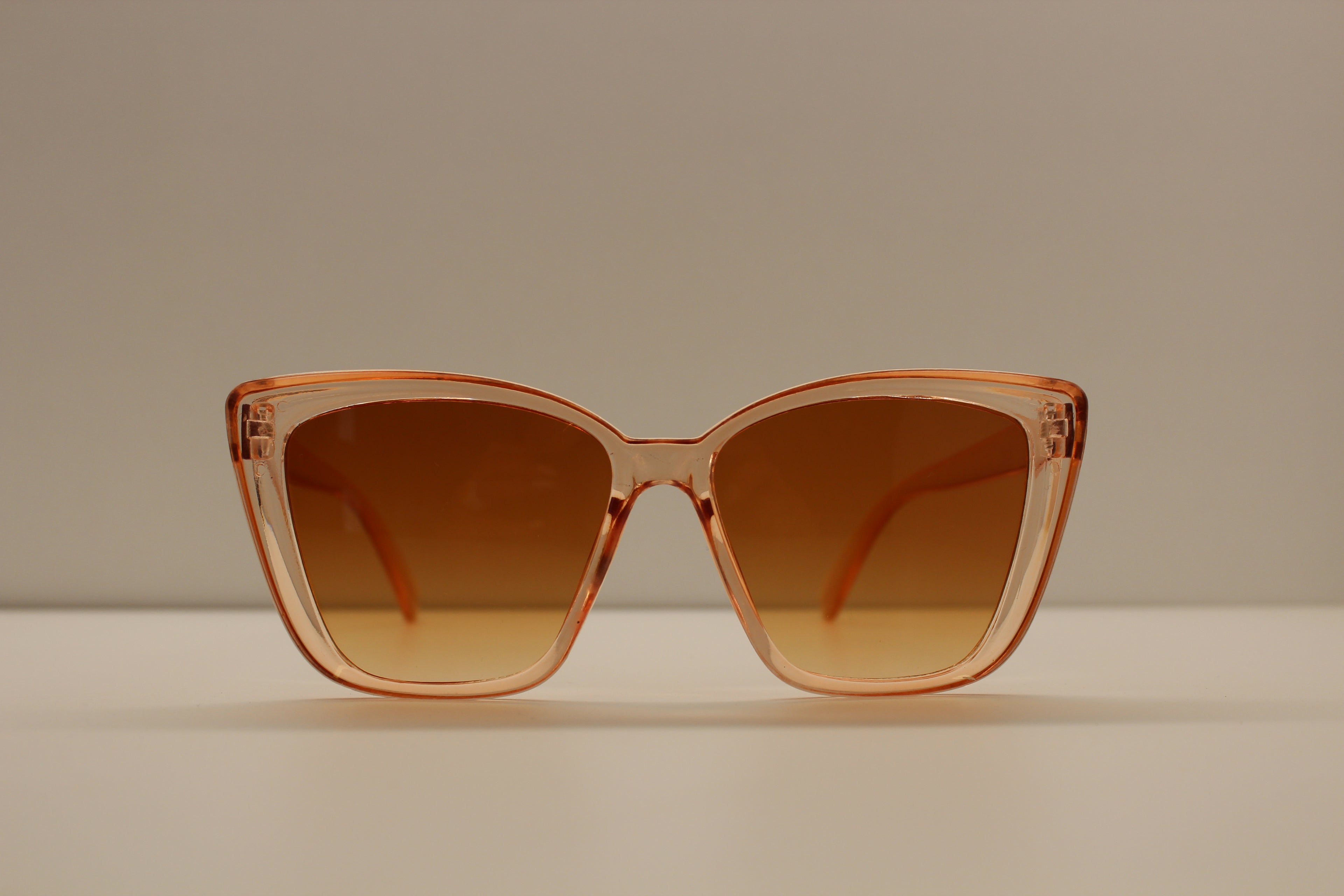 Sunglasses - with pouch & mini microfibre cleaning cloth